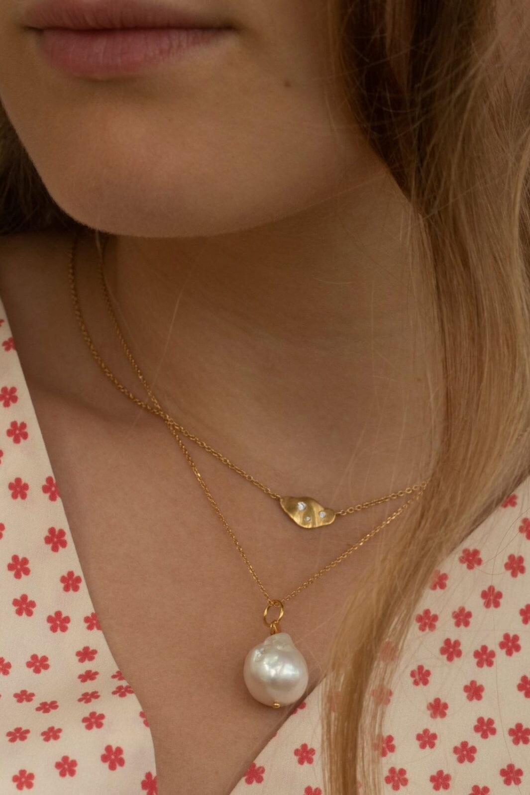 Stine A - Clear Sea Necklace With Stones Goldenen - 2036-02-Os