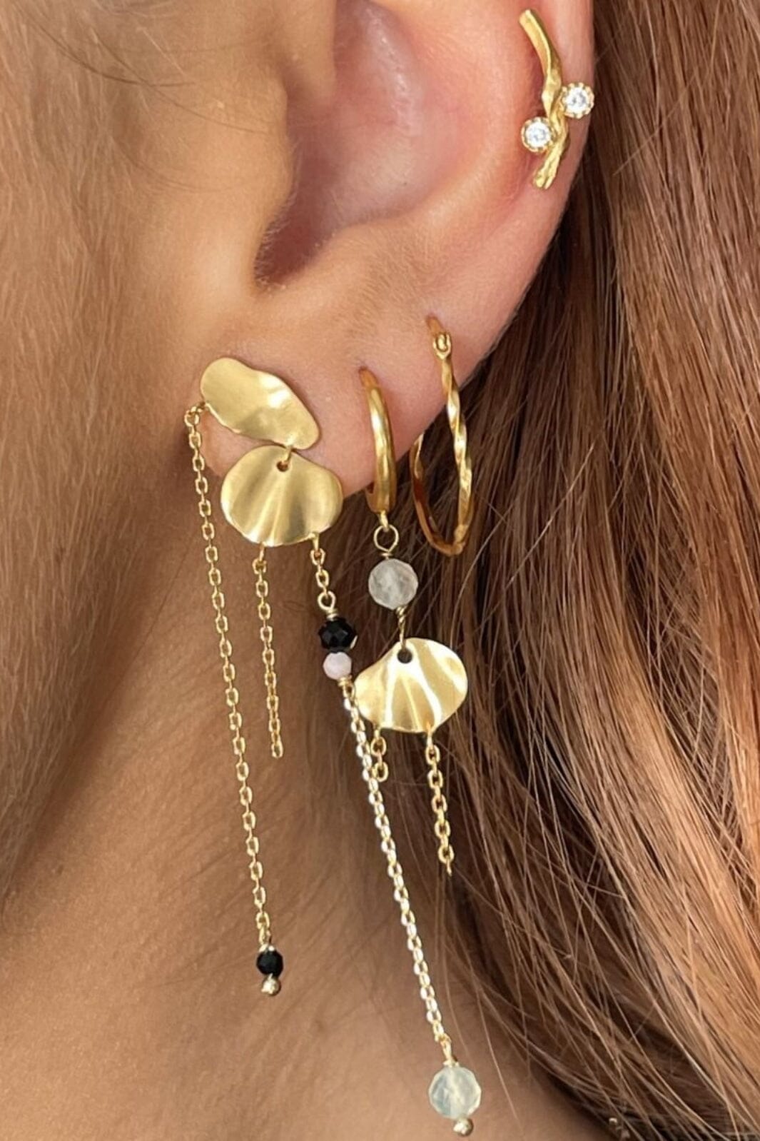 Stine A - Festive Clear Sea Earring With Chains & Stones - 1319-02-S