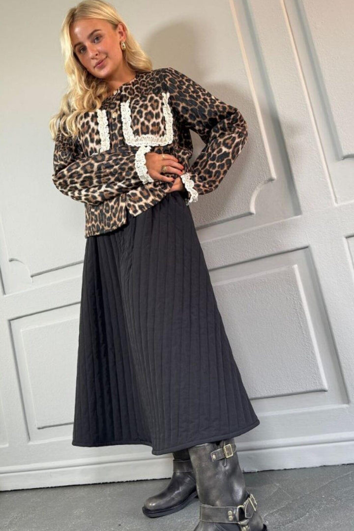 Stories From The Atelier By Copenhagen Shoes - Move Me Skirt - 0001 Black