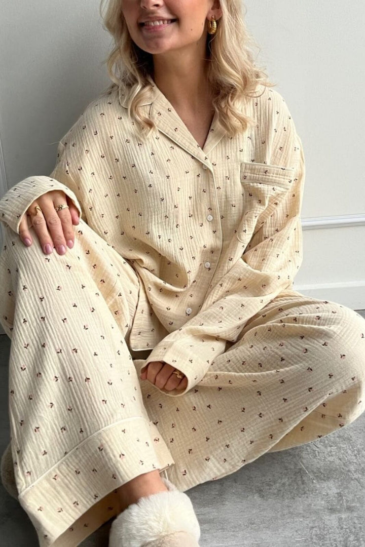Stories From The Atelier By Copenhagen Shoes - Pajamas Shirt 2 CC8110 - 01 - Beige Small Flower