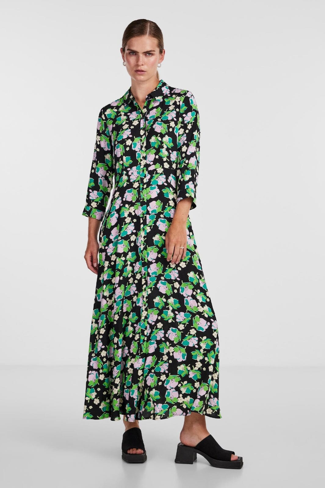Y.A.S - Yassavanna Long Shirt Dress S. - 4307580 Black FLOWER