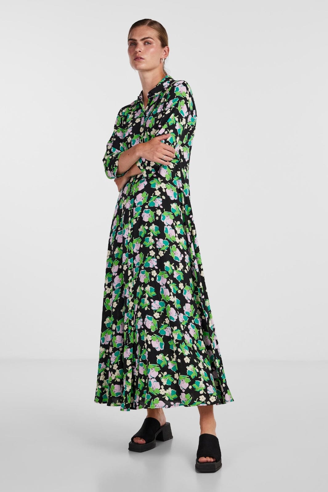 Y.A.S - Yassavanna Long Shirt Dress S. - 4307580 Black FLOWER